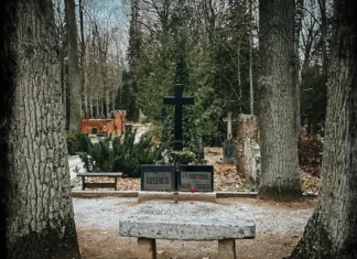 Hjälp oss att restaurera Kreutzwalds grav!