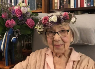 Mai Raud-Pähn firades i hybridform