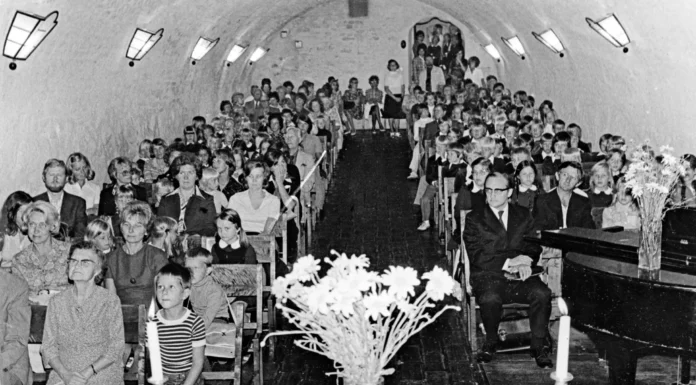 Flyttkarusellen och ekonomiska bekymmer – rektorernas vardag ända till 1973